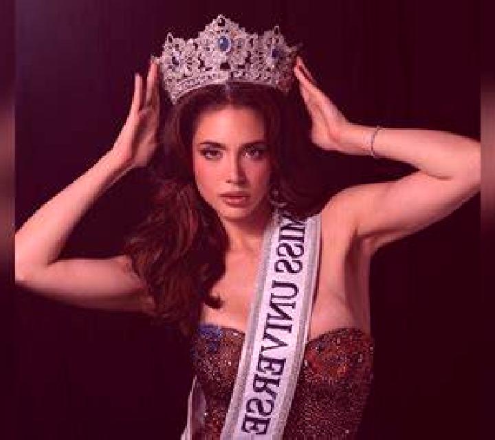 Fernanda Santa Maria escort