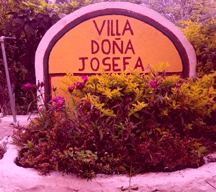 Josefa Villa Alemana escort