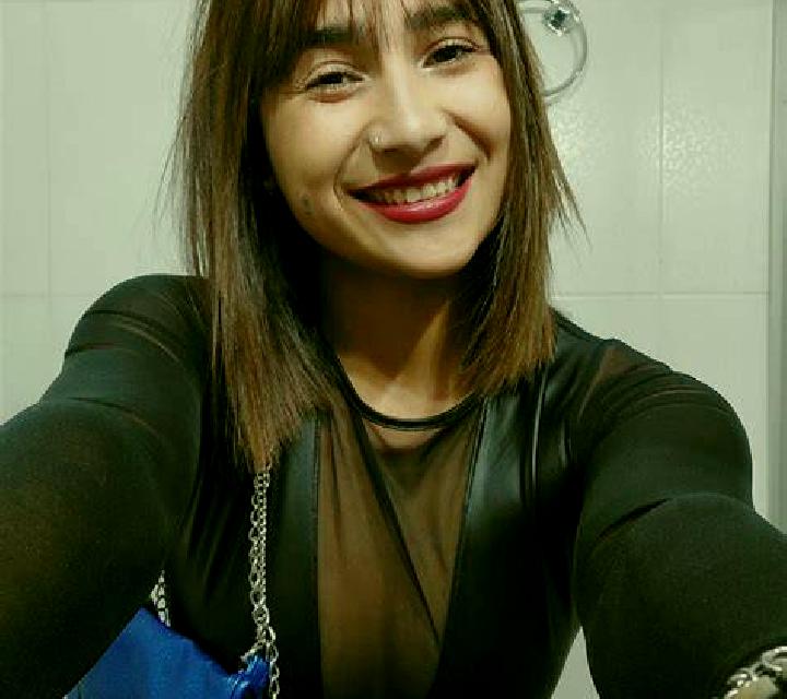 Martina 2 Putre escort