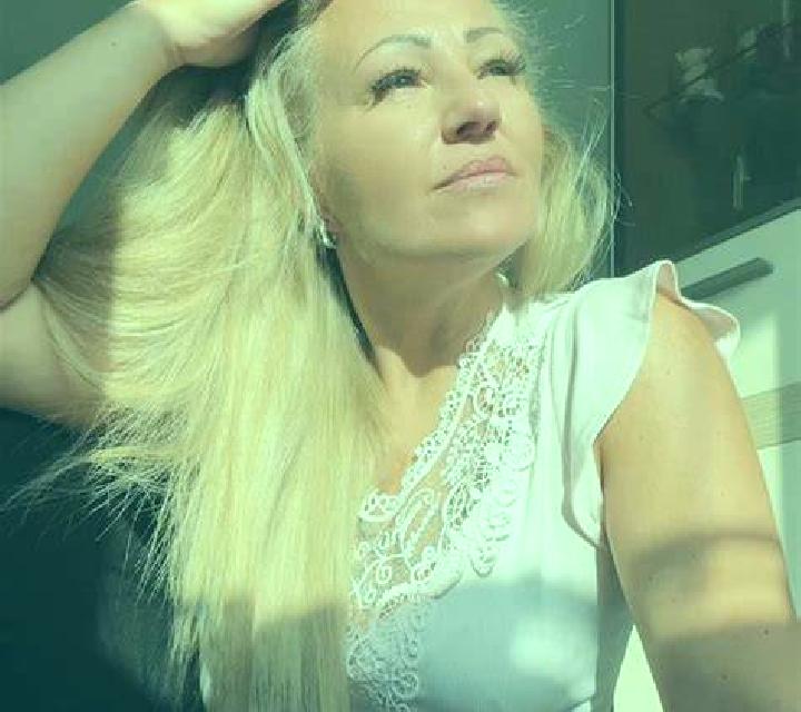 Paulina Puyehue escort